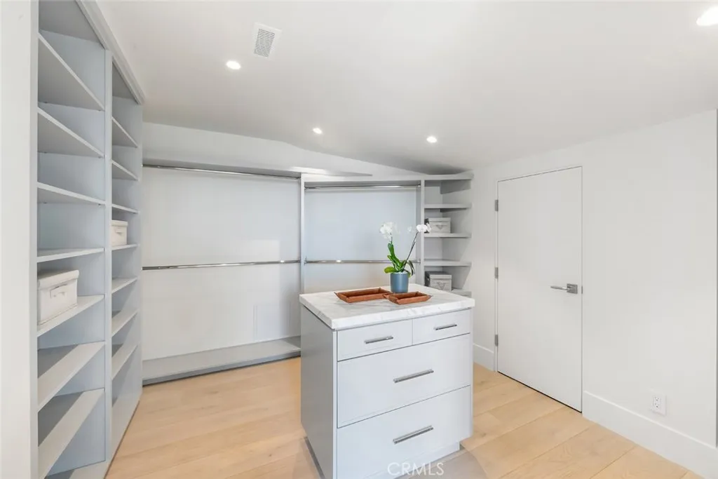 3130 Breakers, Corona Del Mar, California 92625 home-pic-28