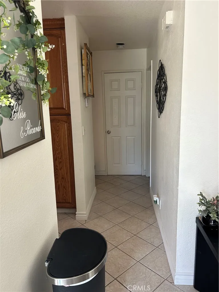1972 De Anza, Colton, California 92324 home-pic-9