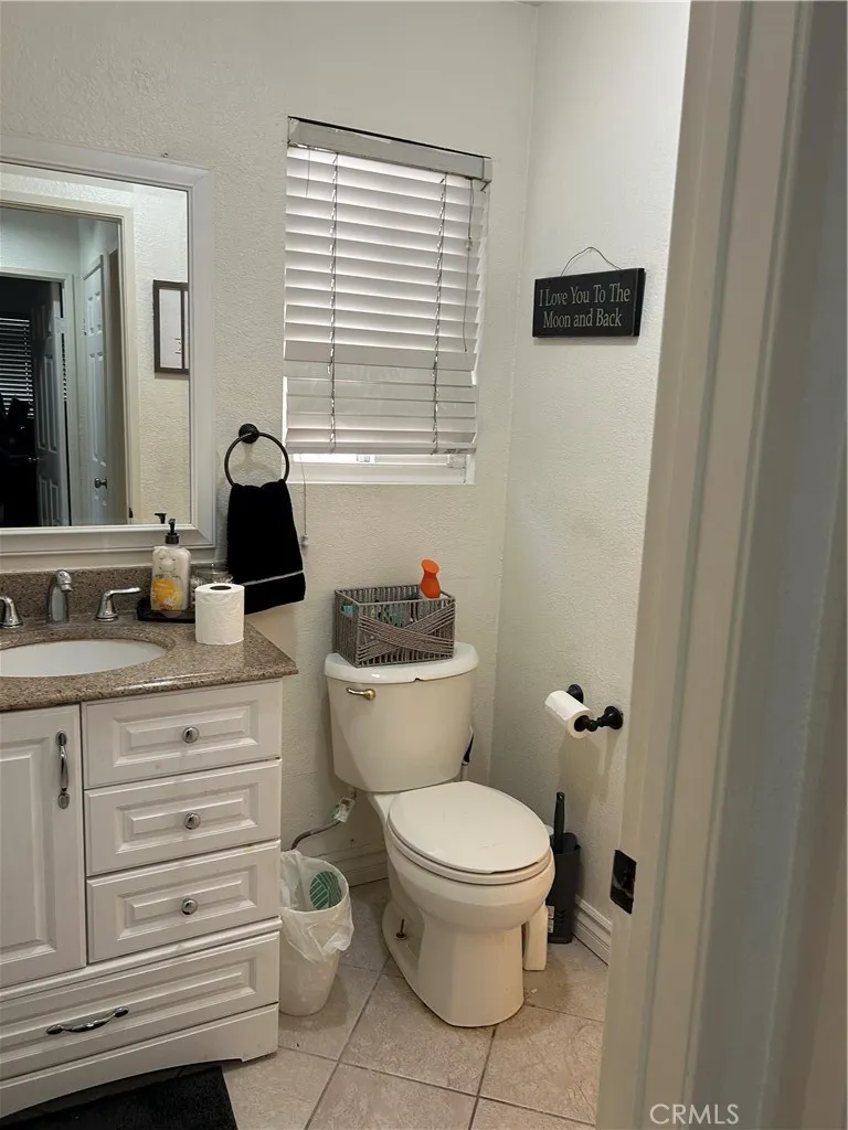 1972 De Anza, Colton, California 92324 home-pic-10
