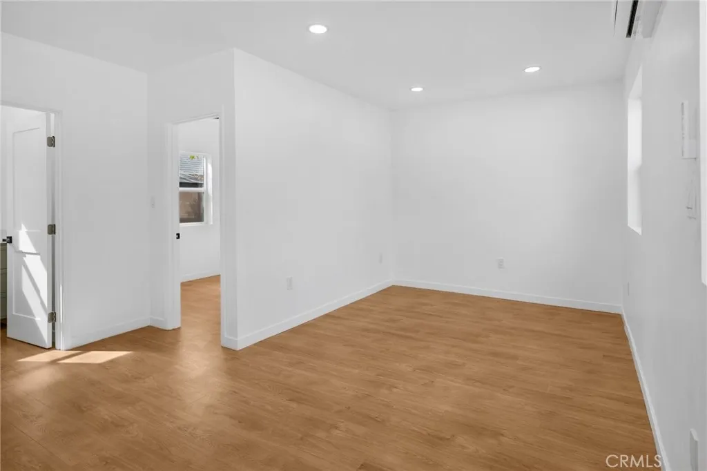 11225 Acala, San Fernando, California 91340 home-pic-35