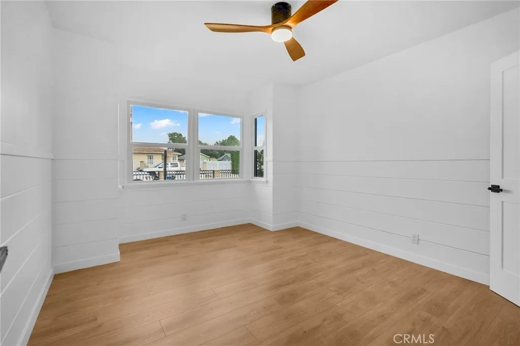 11225 Acala, San Fernando, California 91340 home-pic-20