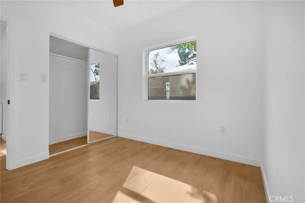 11225 Acala, San Fernando, California 91340 home-pic-37