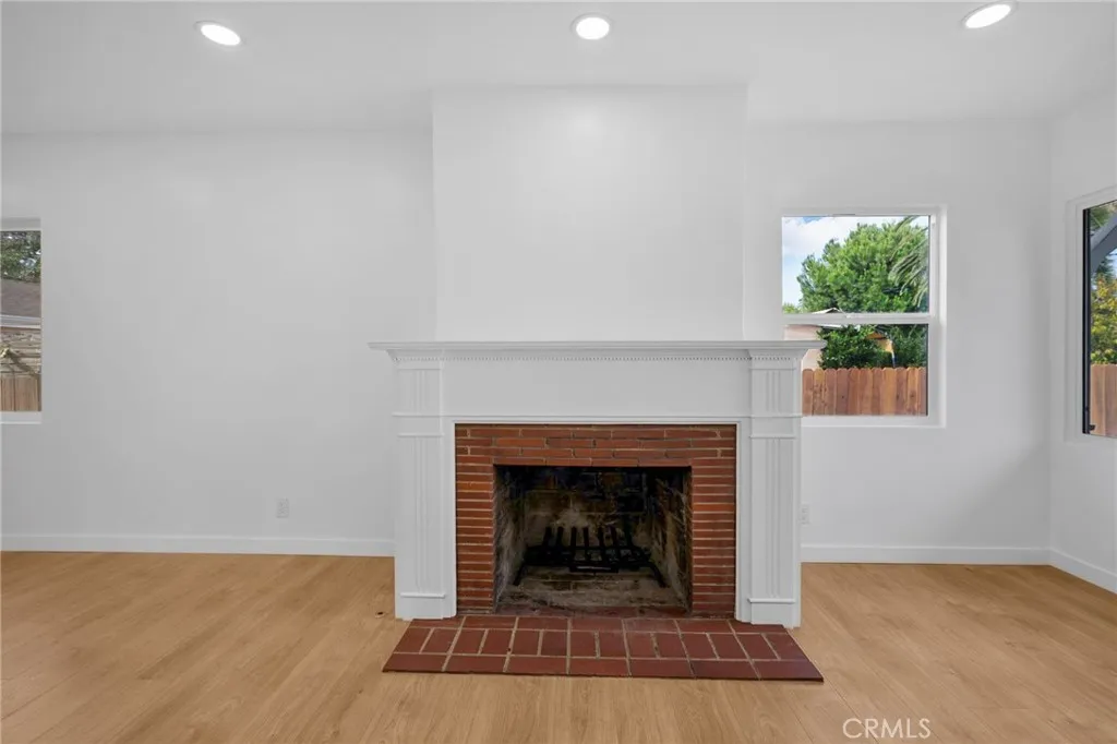 11225 Acala, San Fernando, California 91340 home-pic-14