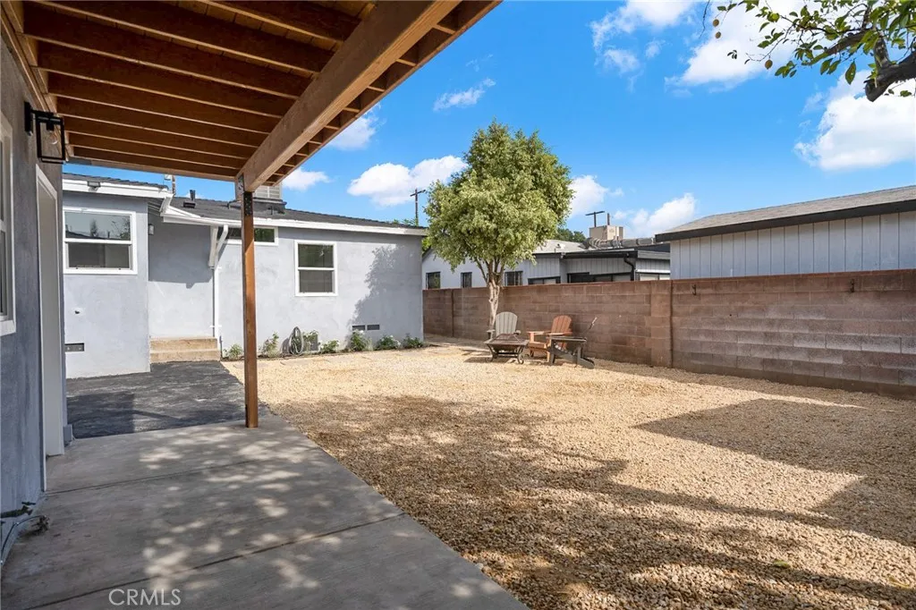 11225 Acala, San Fernando, California 91340 home-pic-31