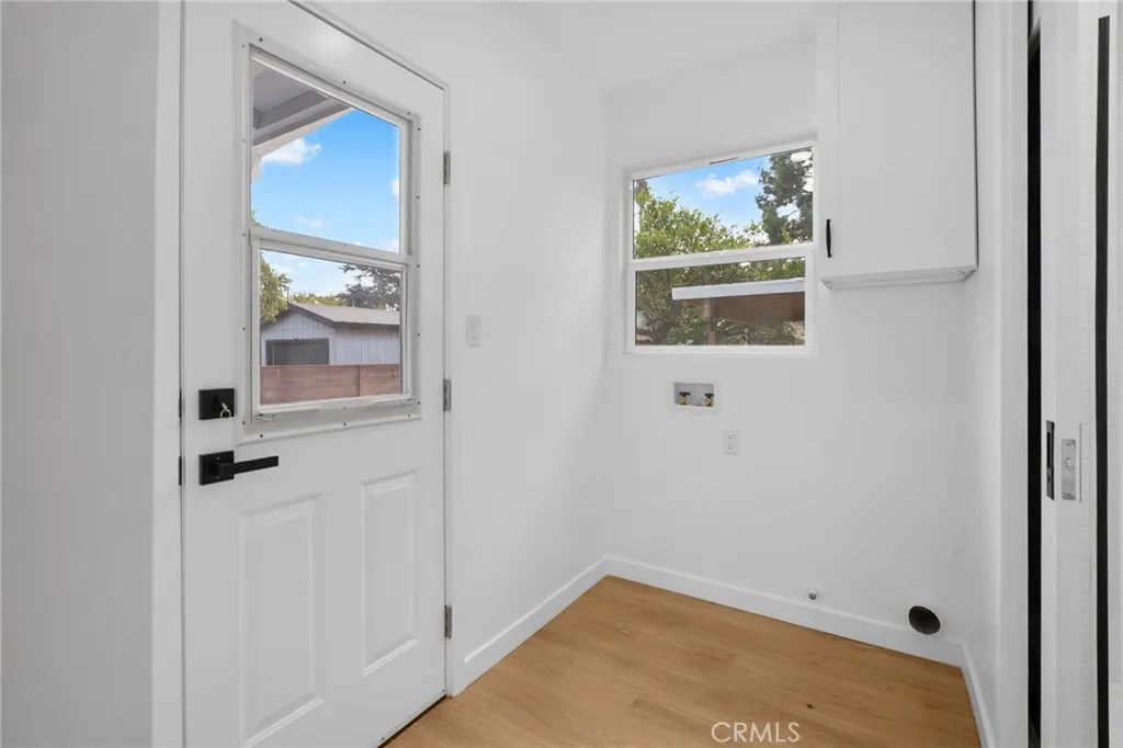 11225 Acala, San Fernando, California 91340 home-pic-19