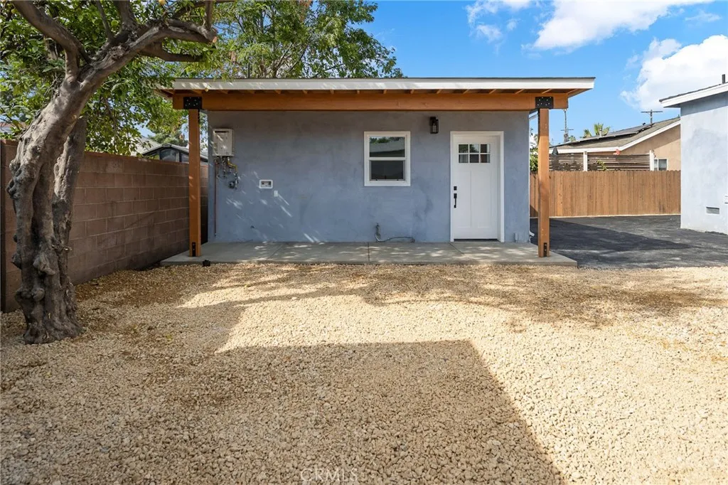 11225 Acala, San Fernando, California 91340 home-pic-30
