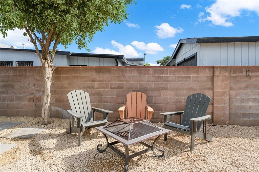 11225 Acala, San Fernando, California 91340 home-pic-40