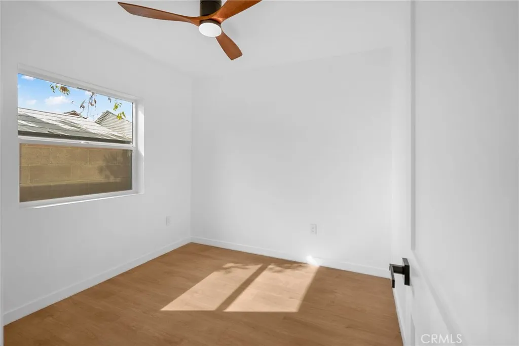 11225 Acala, San Fernando, California 91340 home-pic-38