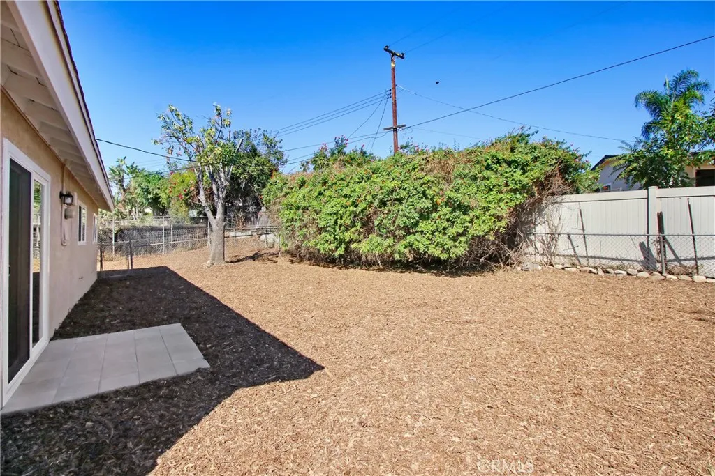 1041 Lori Court, Norco, California 92860 home-pic-18
