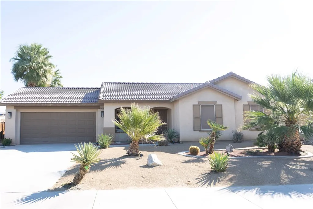 37650 Drexell Dr, Palm Desert, California 92211 home-pic-0
