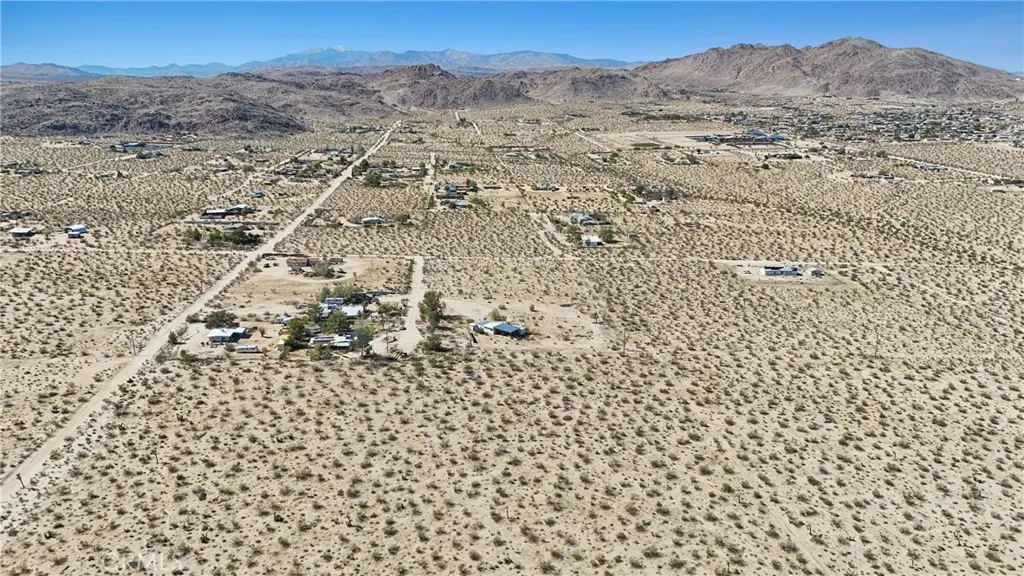 5235 Border Avenue, Joshua Tree, California 92252 home-pic-48