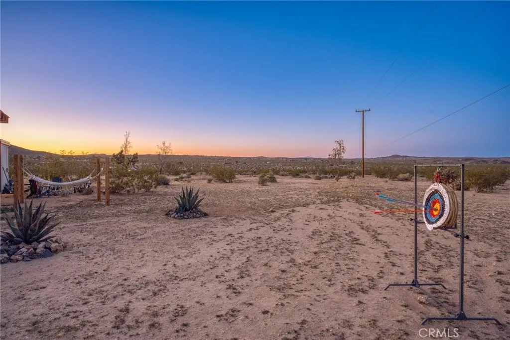 5235 Border Avenue, Joshua Tree, California 92252 home-pic-28