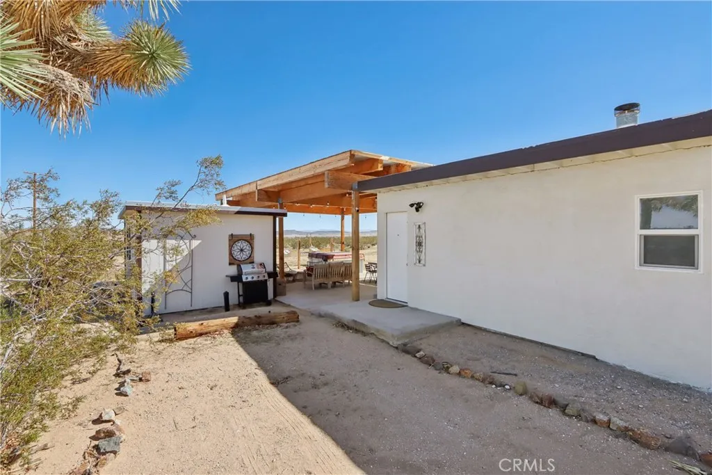 5235 Border Avenue, Joshua Tree, California 92252 home-pic-42