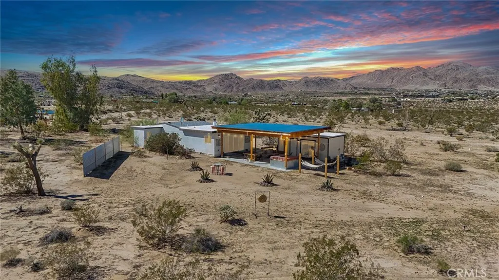 5235 Border Avenue, Joshua Tree, California 92252 home-pic-2