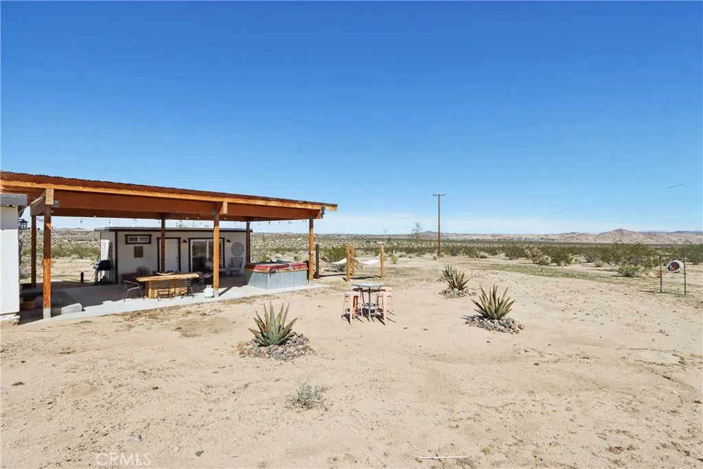 5235 Border Avenue, Joshua Tree, California 92252 home-pic-43