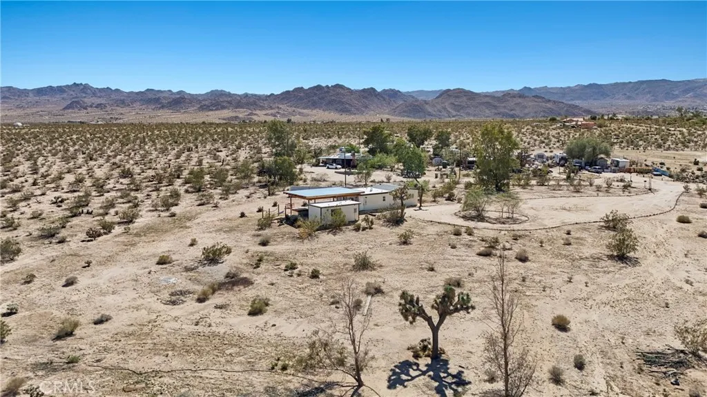 5235 Border Avenue, Joshua Tree, California 92252 home-pic-55