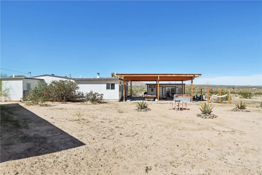 5235 Border Avenue, Joshua Tree, California 92252 home-pic-44