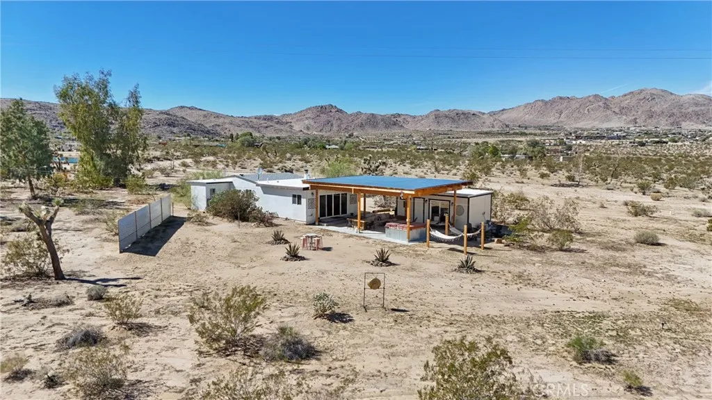 5235 Border Avenue, Joshua Tree, California 92252 home-pic-56