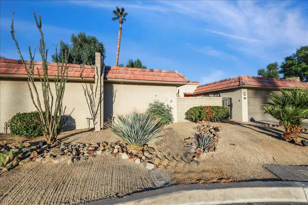 68354 Calle Cordoba, Cathedral City, California 92234 home-pic-6
