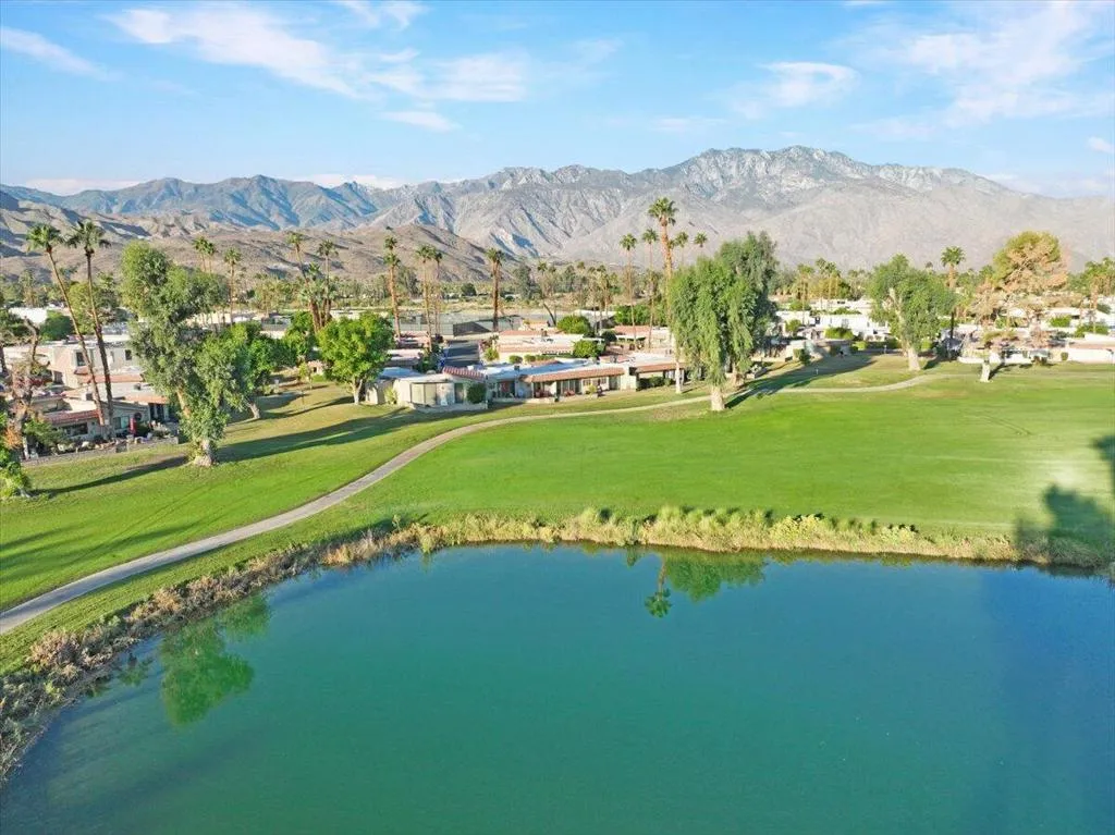 68354 Calle Cordoba, Cathedral City, California 92234 home-pic-2