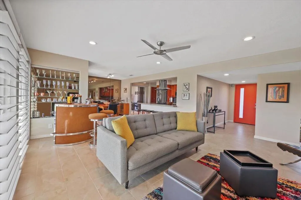 68354 Calle Cordoba, Cathedral City, California 92234 home-pic-14