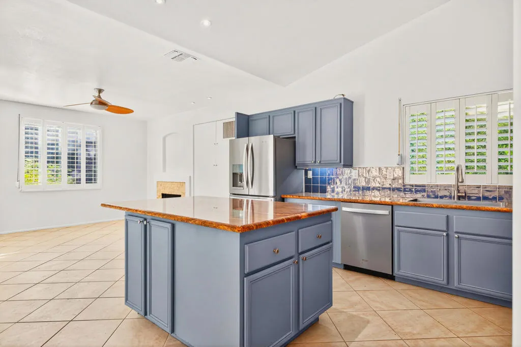 37762 Drexell Drive, Palm Desert, California 92211 home-pic-7