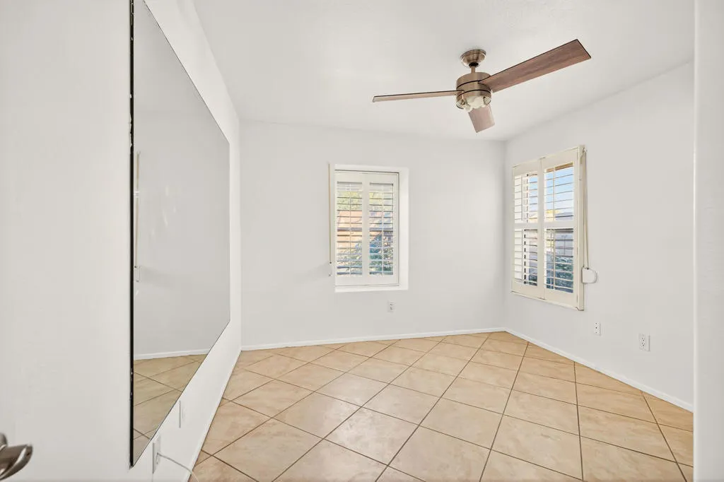 37762 Drexell Drive, Palm Desert, California 92211 home-pic-19