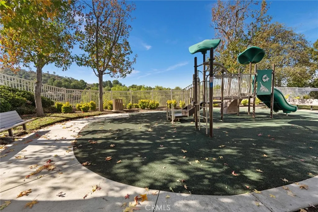 1232 S Country Glen Way, Anaheim Hills, California 92808 home-pic-33
