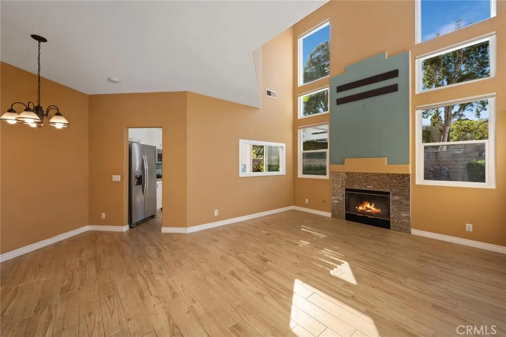 1232 S Country Glen Way, Anaheim Hills, California 92808 home-pic-3