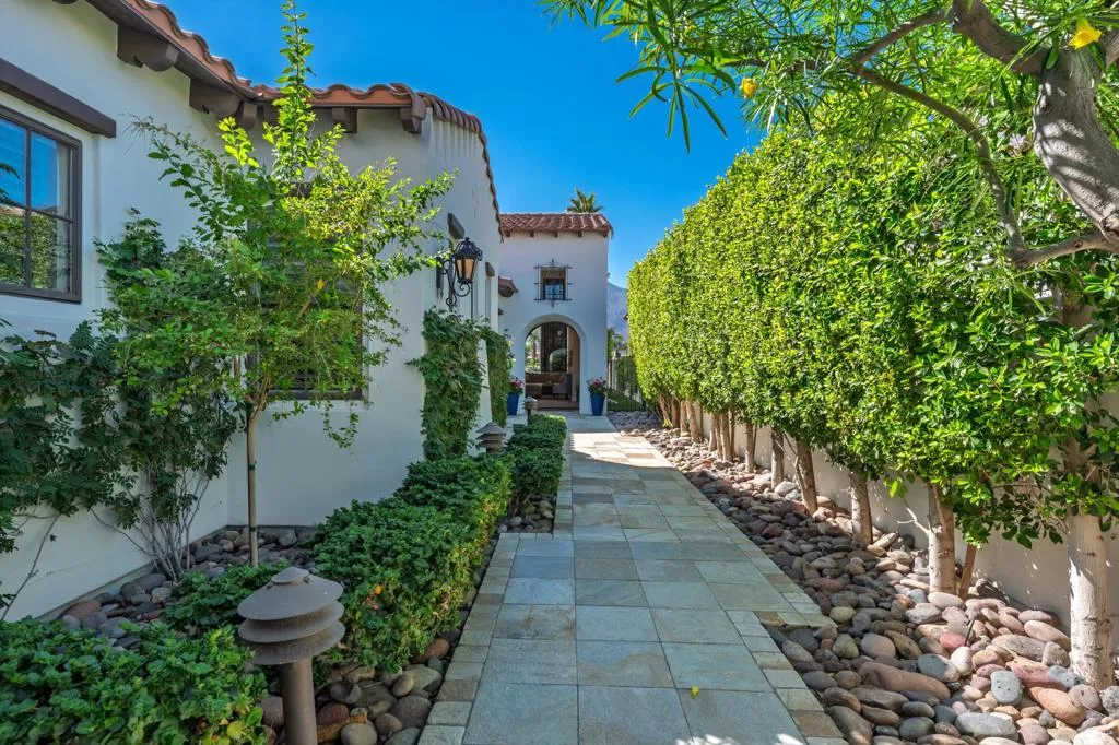 81545 Carboneras, La Quinta, California 92253 home-pic-7