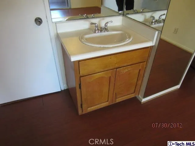 3030 Valle Vista 1, Los Angeles, California 90065 home-pic-18