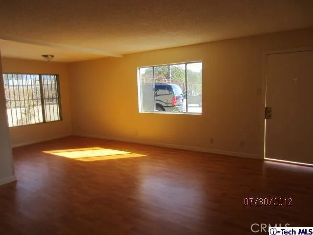 3030 Valle Vista 1, Los Angeles, California 90065 home-pic-3