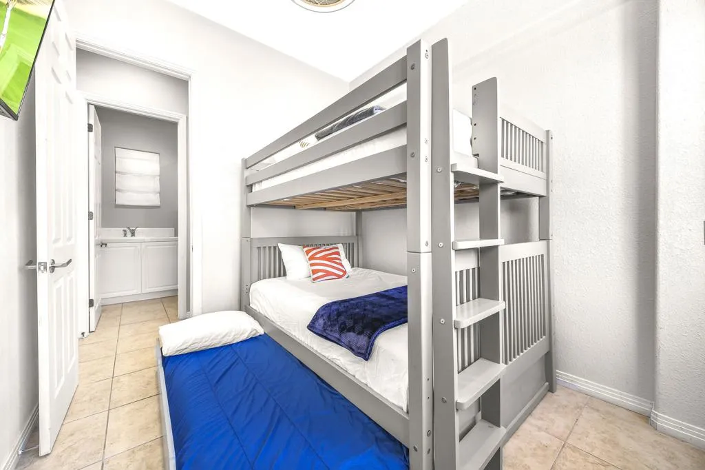 48713 Spring Rain Court, Indio, California 92201 home-pic-45