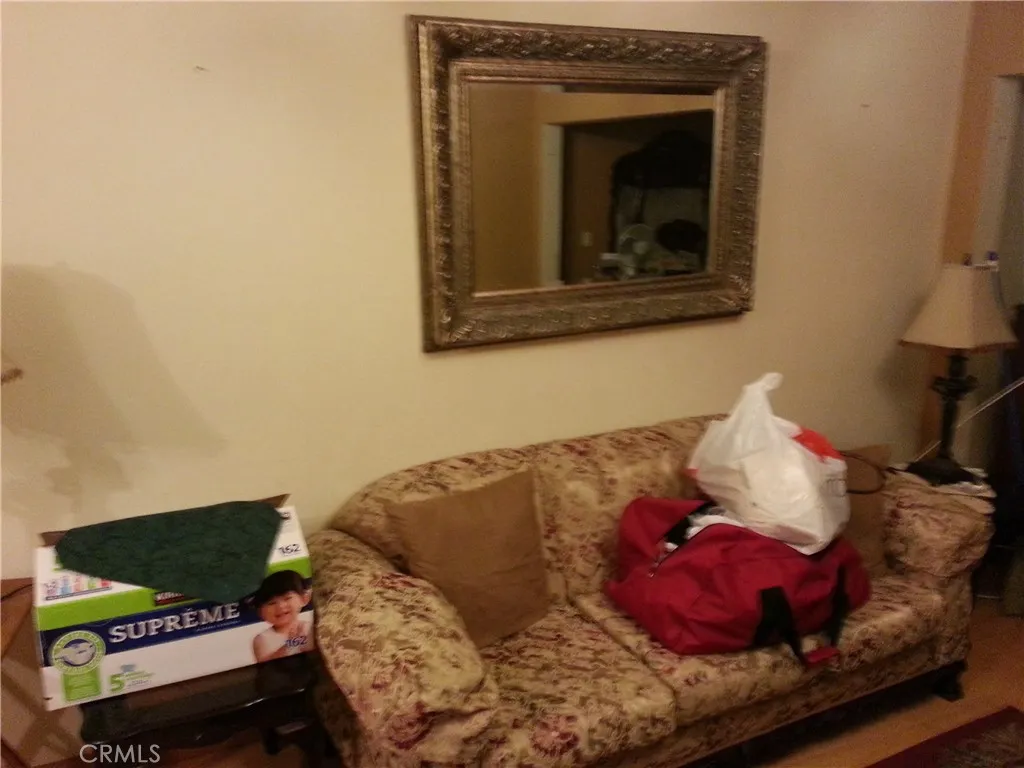 3030 Valle Vista 13, Los Angeles, California 90065 home-pic-2