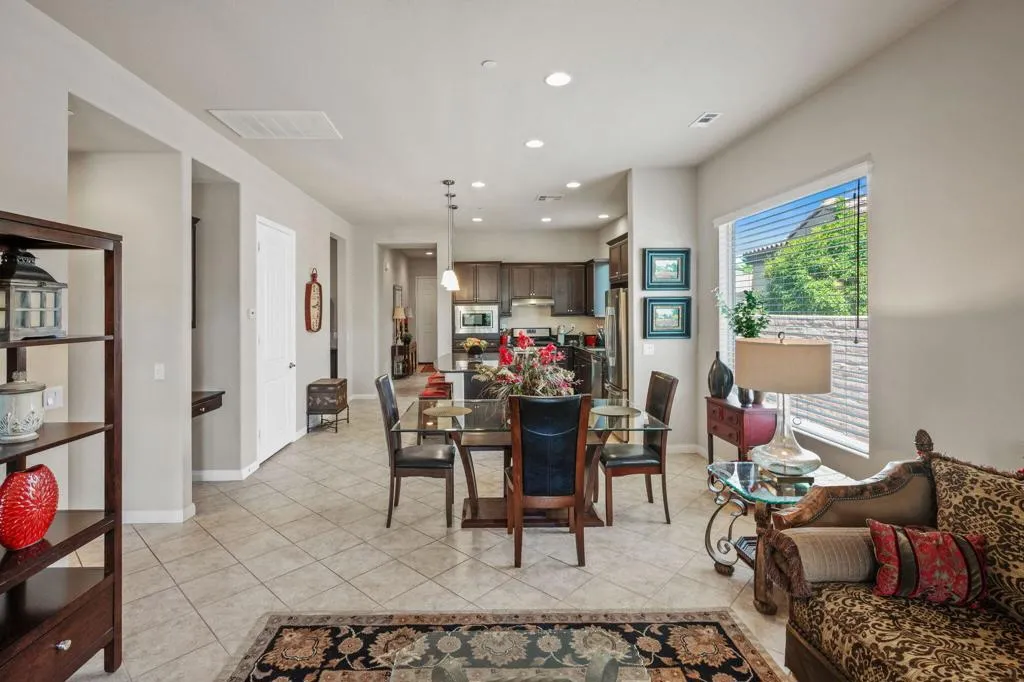 39145 Camino Michanito, Indio, California 92203 home-pic-4