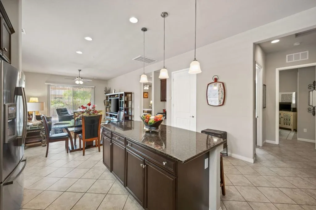 39145 Camino Michanito, Indio, California 92203 home-pic-10