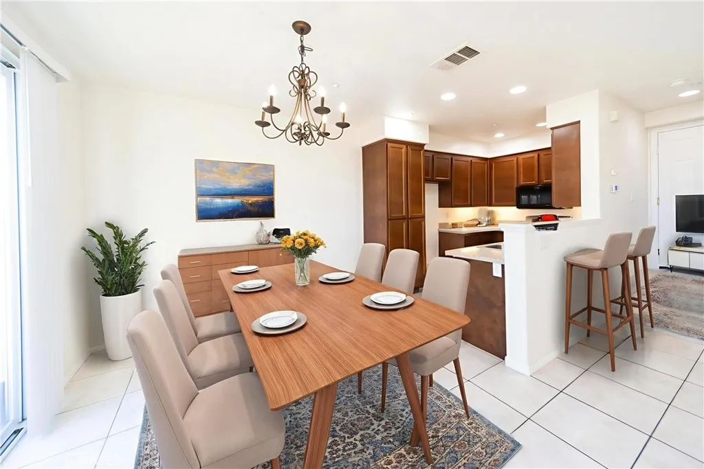 41548 Blue Canyon 4, Murrieta, California 92562 home-pic-4