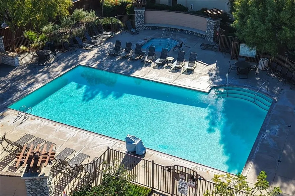 41548 Blue Canyon 4, Murrieta, California 92562 home-pic-15