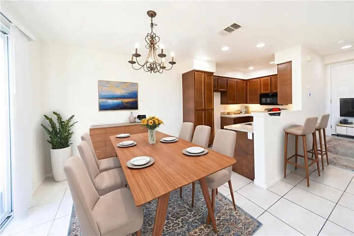 Dining Room & Kitchen