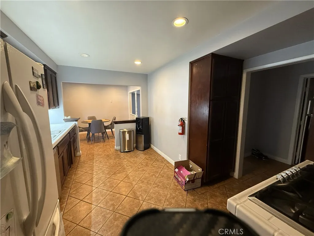 288 Royal Coach, Pomona, California 91767 home-pic-23