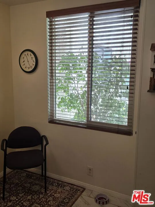14315 Riverside Drive 105, Sherman Oaks, California 91423 home-pic-37
