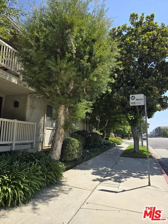 14315 Riverside Drive 105, Sherman Oaks, California 91423 home-pic-19