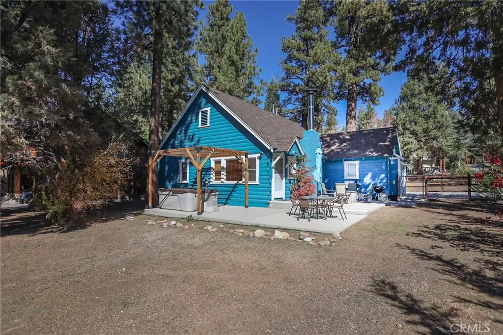 592 Douglas Street, Big Bear Lake, California 92315 home-pic-6