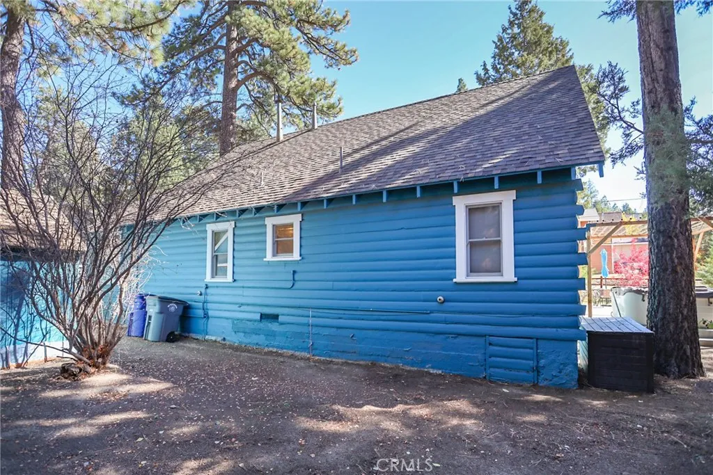 592 Douglas Street, Big Bear Lake, California 92315 home-pic-32
