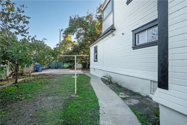724 W 2nd, Pomona, California 91766