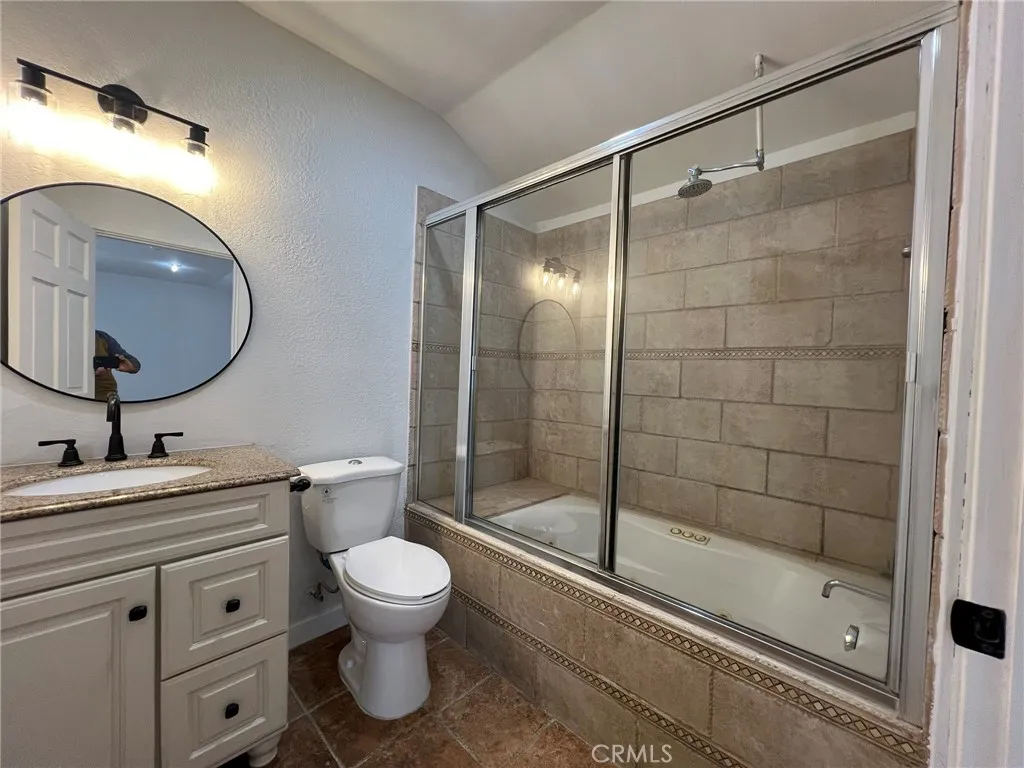 12826 Bromont, San Fernando, California 91340 home-pic-29