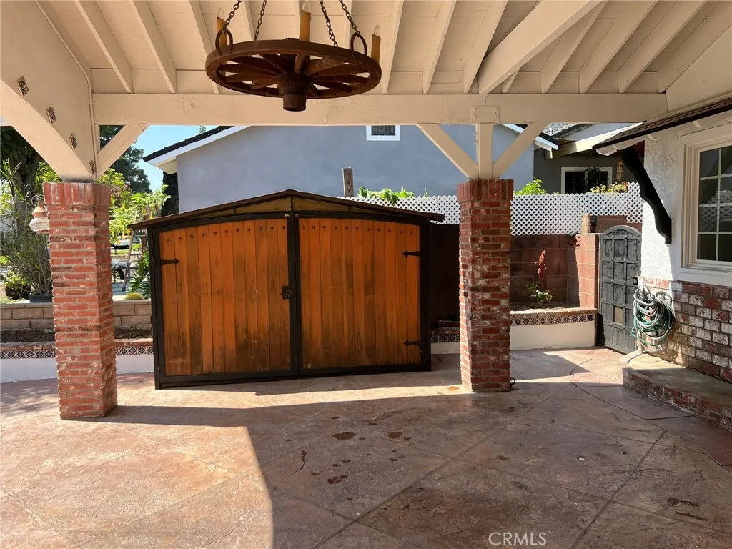 12826 Bromont, San Fernando, California 91340 home-pic-6