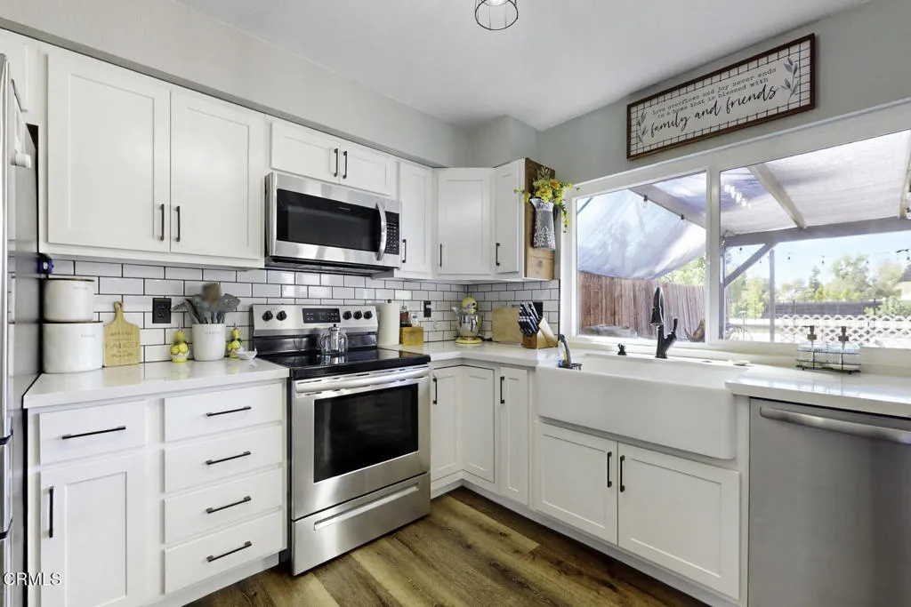 680 Redwood Lane, San Dimas, California 91773 home-pic-17