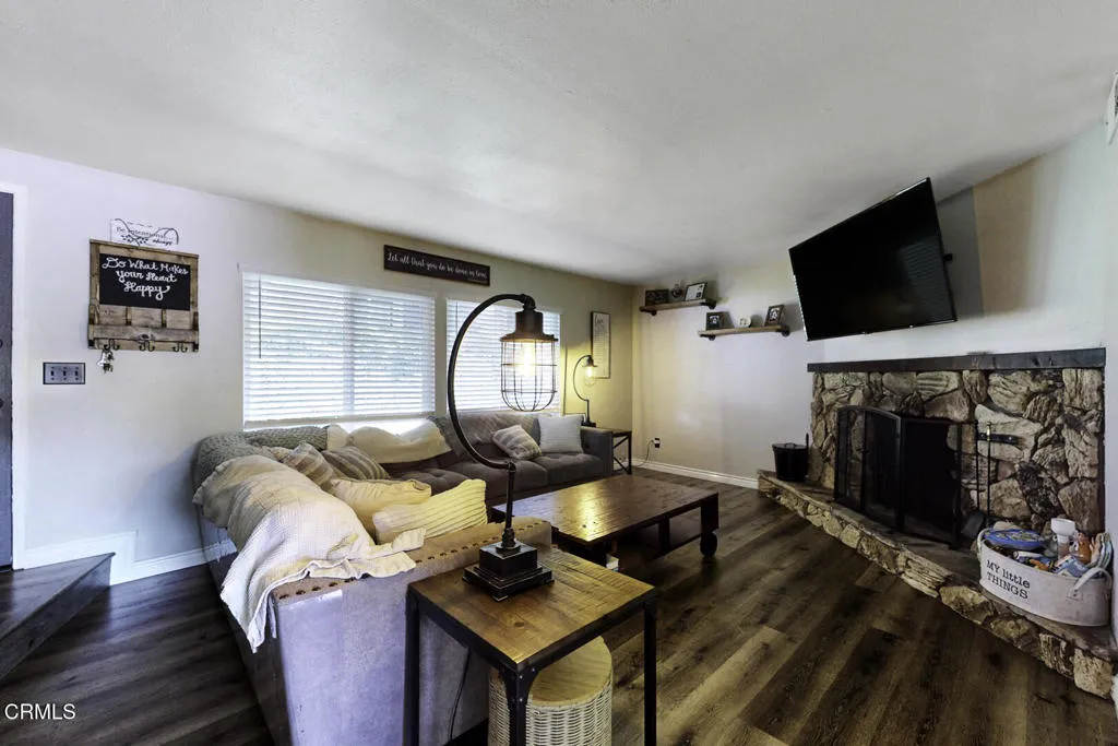 680 Redwood Lane, San Dimas, California 91773 home-pic-9