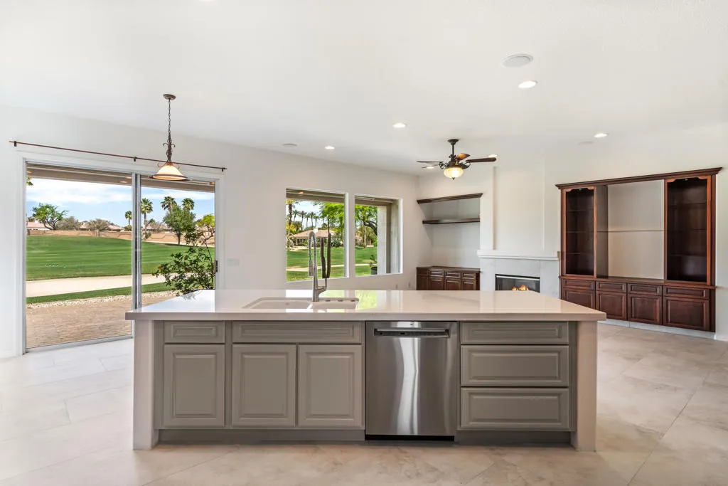 43393 Saint Andrews Drive, Indio, California 92201 home-pic-8